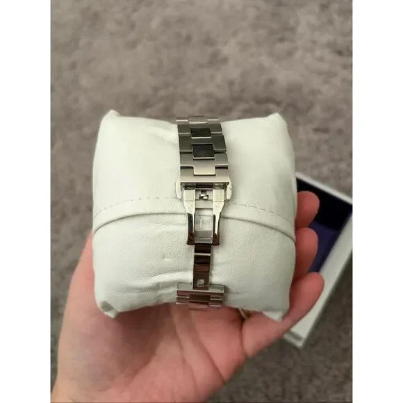 NEW IN BOX Movado BOLD Women’s Bold Verso Swiss Silver Watch